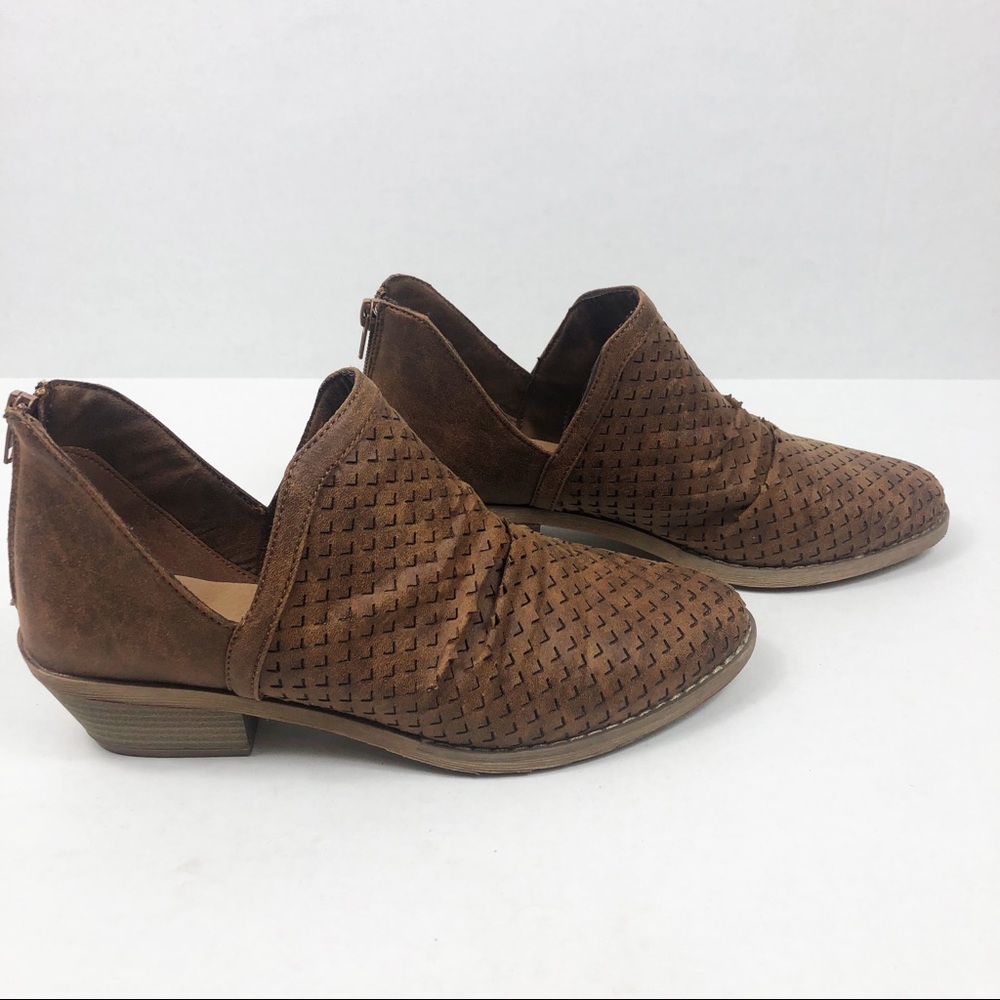 Report Textured Ankle Boot | Brown Tan | Size 9